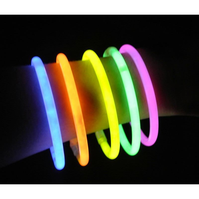 Boite de 100 bracelets lumineux assortis