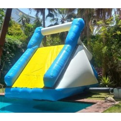 Toboggan piscine en location